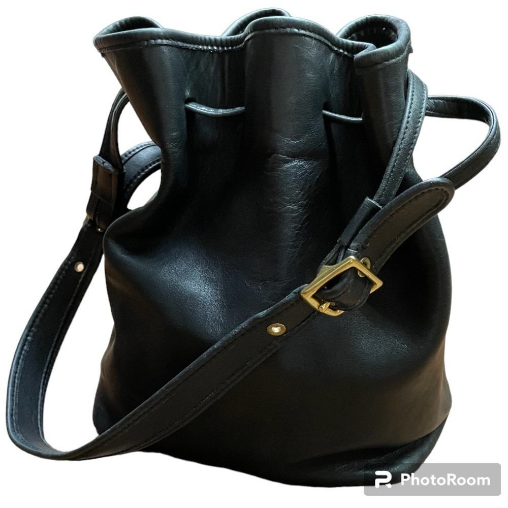Coach Vintage 90s Legacy Leather Drawstring Handbag 9165